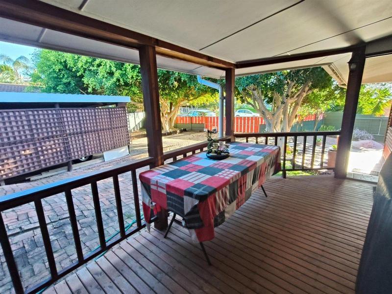 3 Bedroom Property for Sale in Fraaiuitsig Western Cape